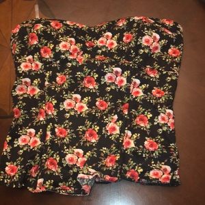 Heart line sleeveless tight fitted rose top